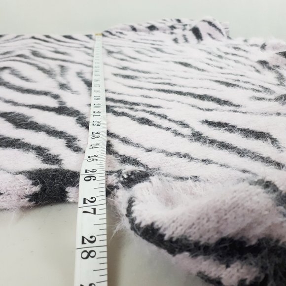H&M Pink Zebra Pattern Fuzzy Turtleneck Sweater - Picture 4 of 13